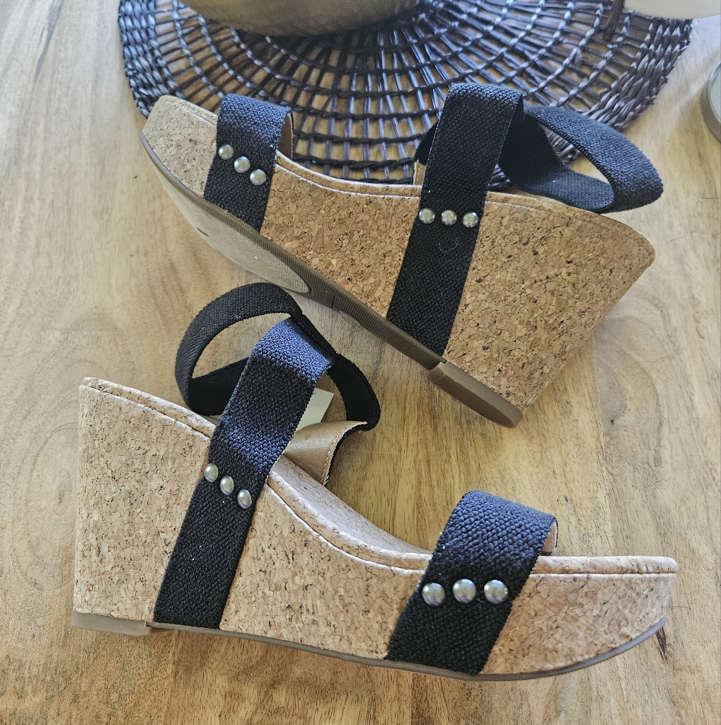 Nwt Lucky Brand Sandals 9